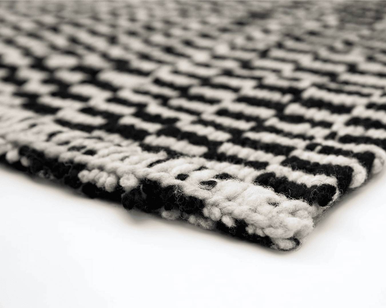 PEINECILLO wool rug (high density)