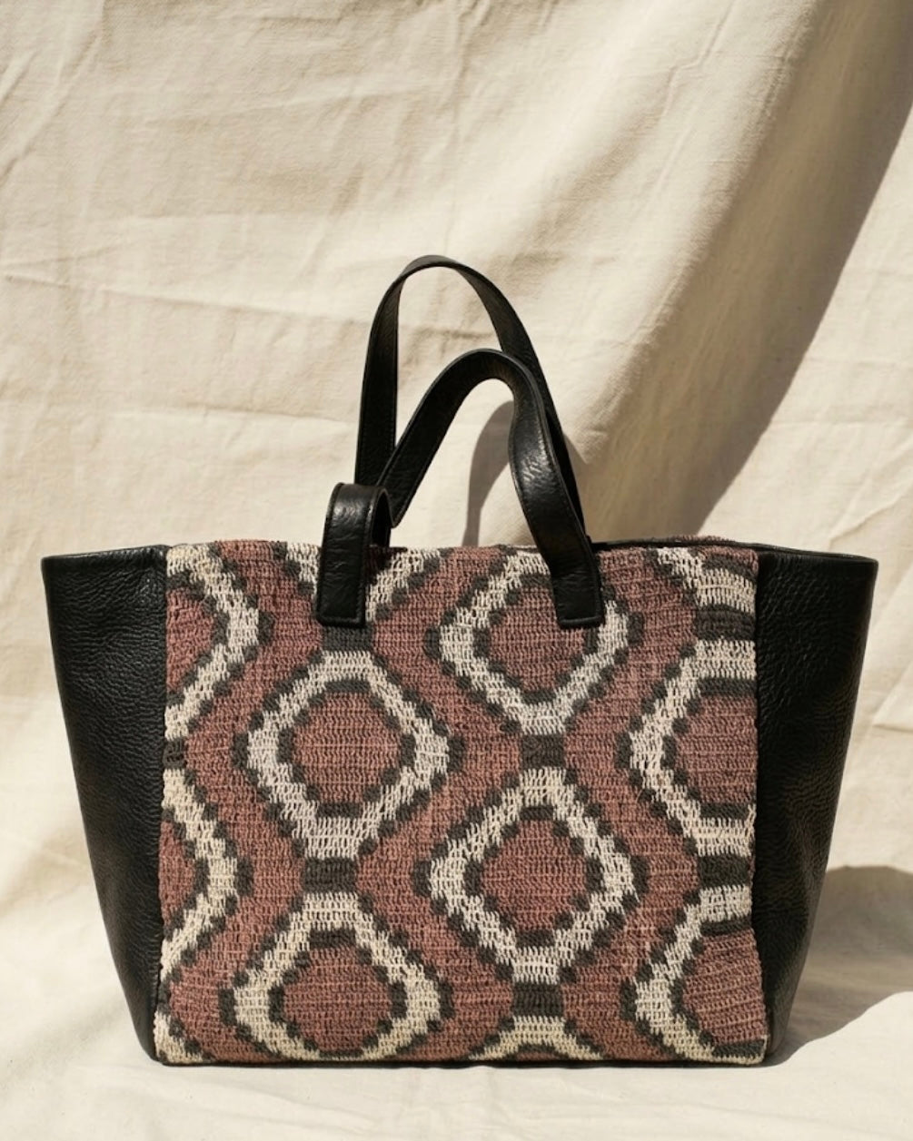 Handmade Leather Bag with Chaguar No. 1
