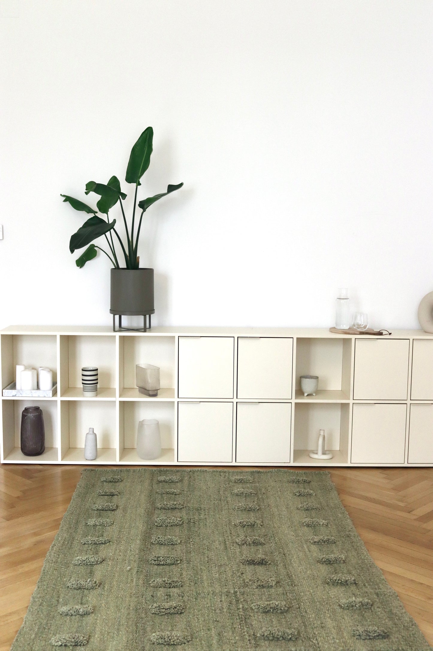 POMPONES wool rug (high density)