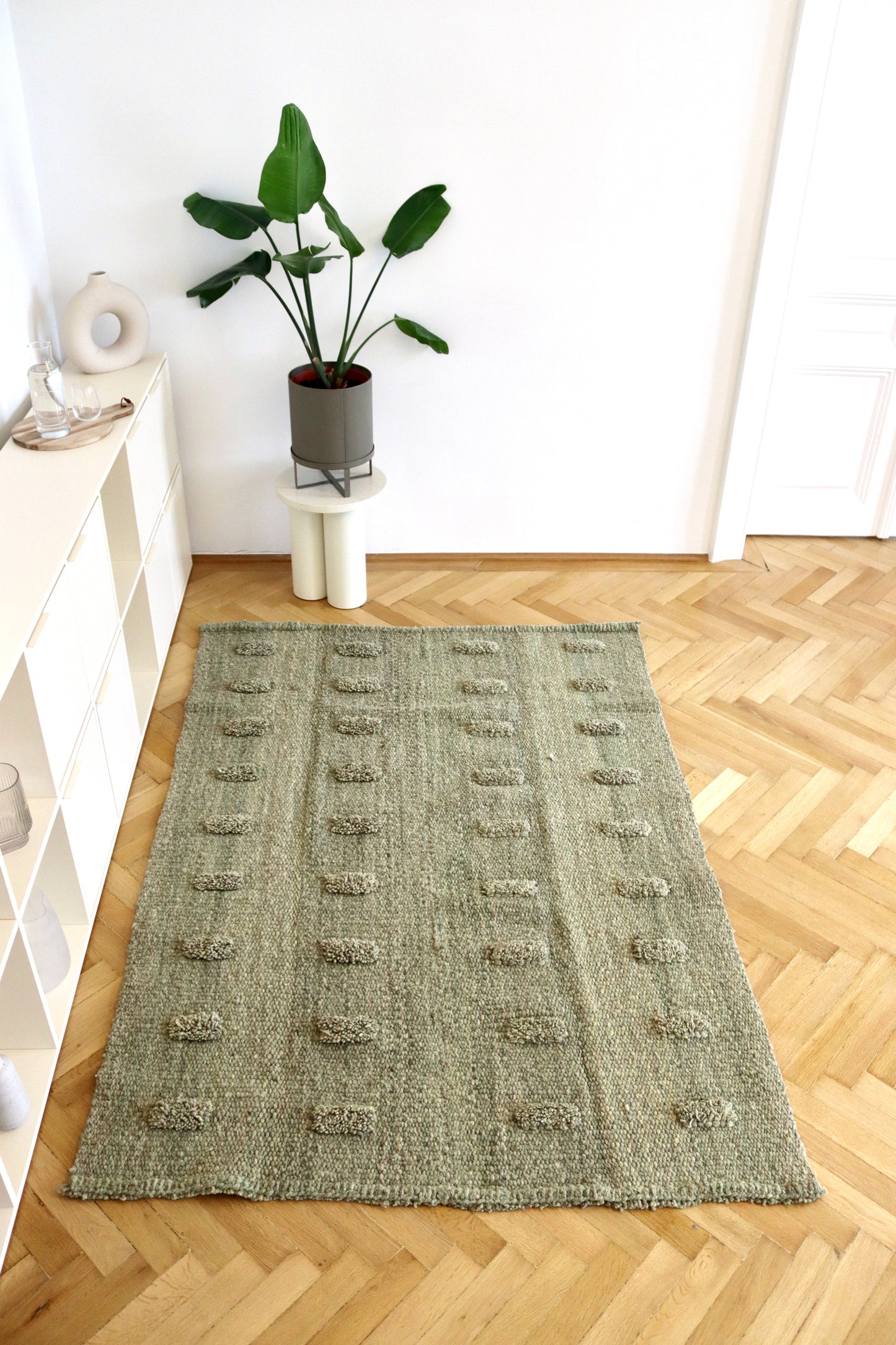 POMPONES wool rug (high density)