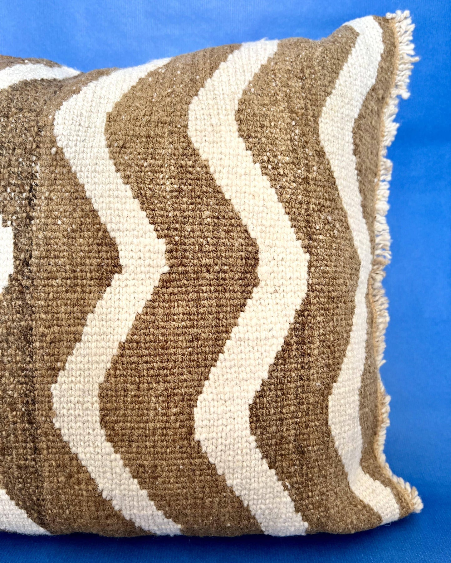 Handwoven Wool Cushion from the Qomle'ec (unique)