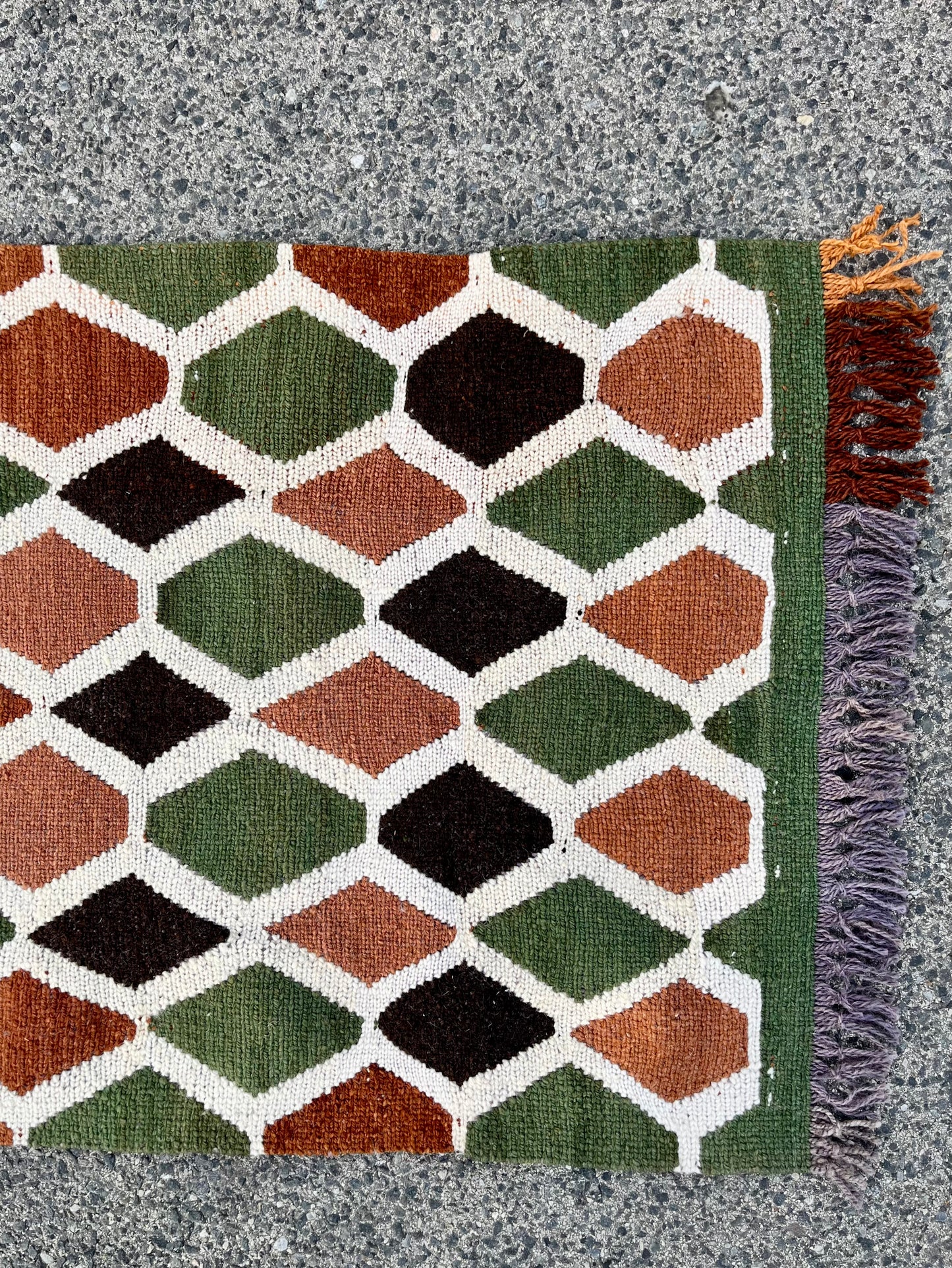 PATIO handwoven wool rug made from 100% virgin wool, dyed with plants, sustainable and fair, 150x60 cm, made from indigenous women artisans in Argentina