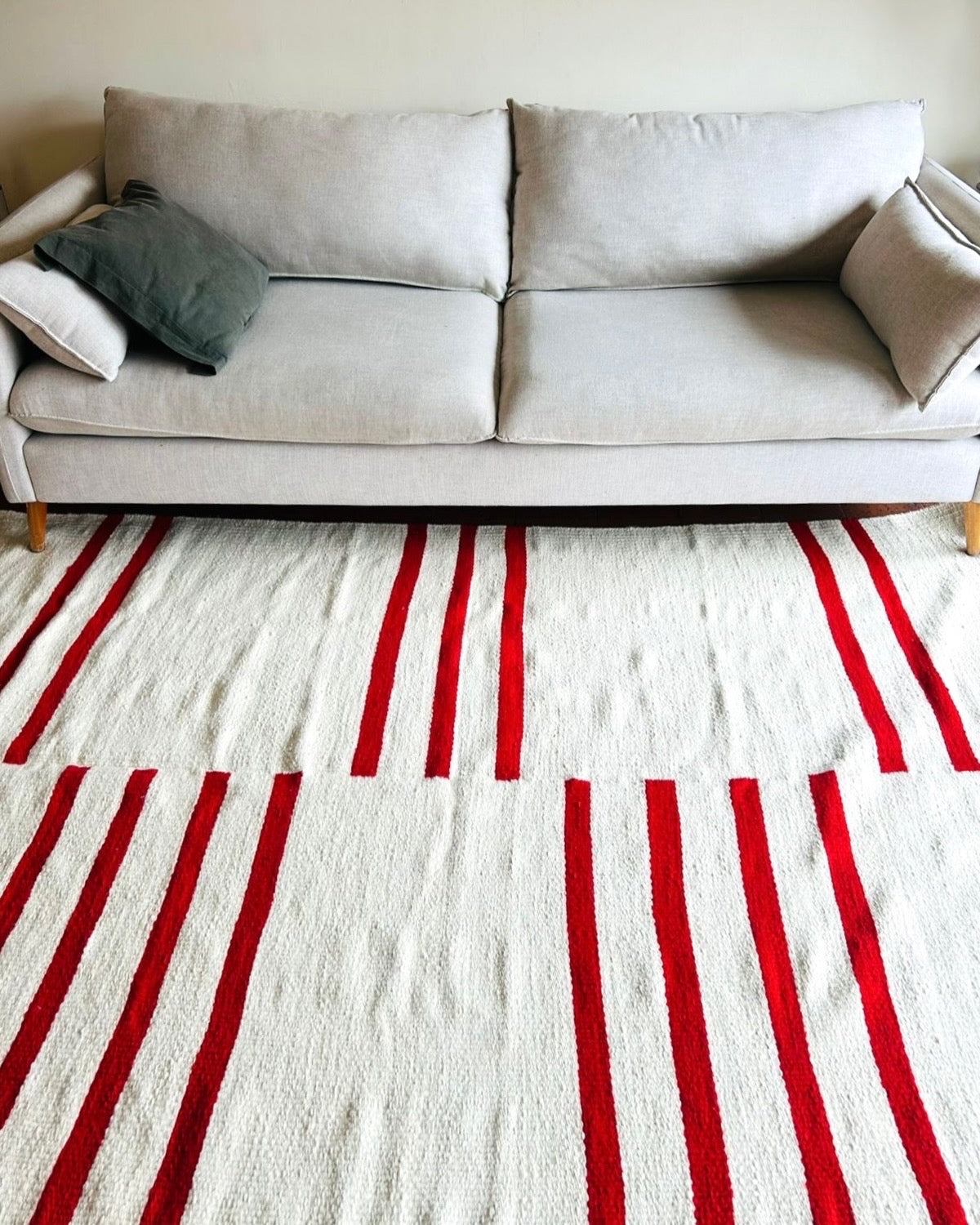 RAYAS wool rug (lower profile)