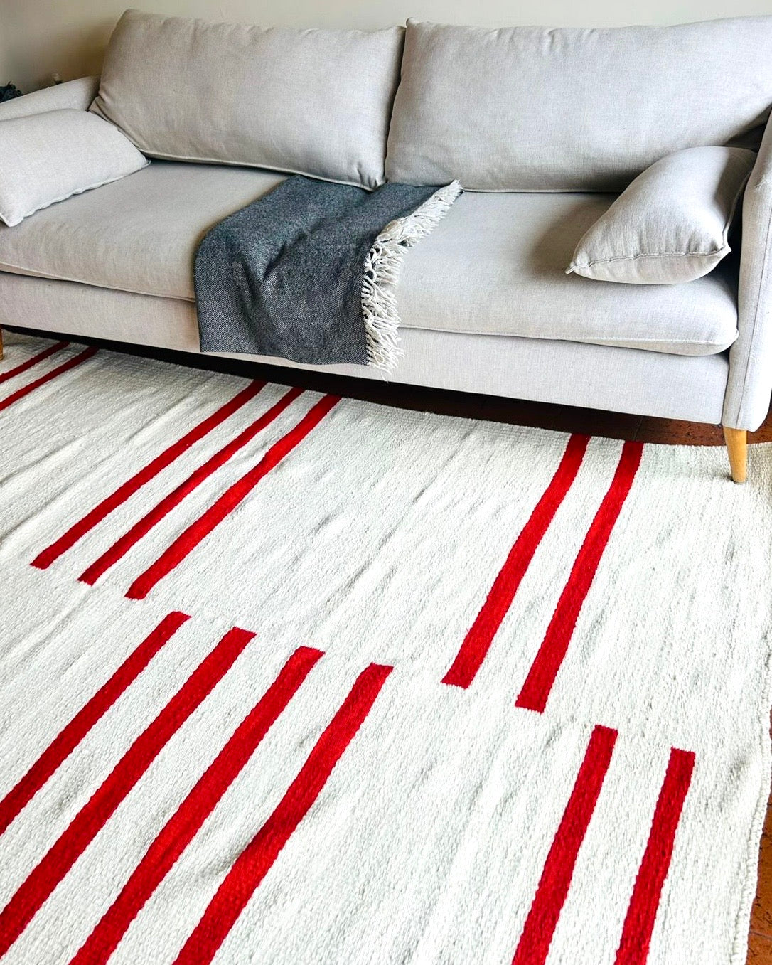 RAYAS wool rug (lower profile)