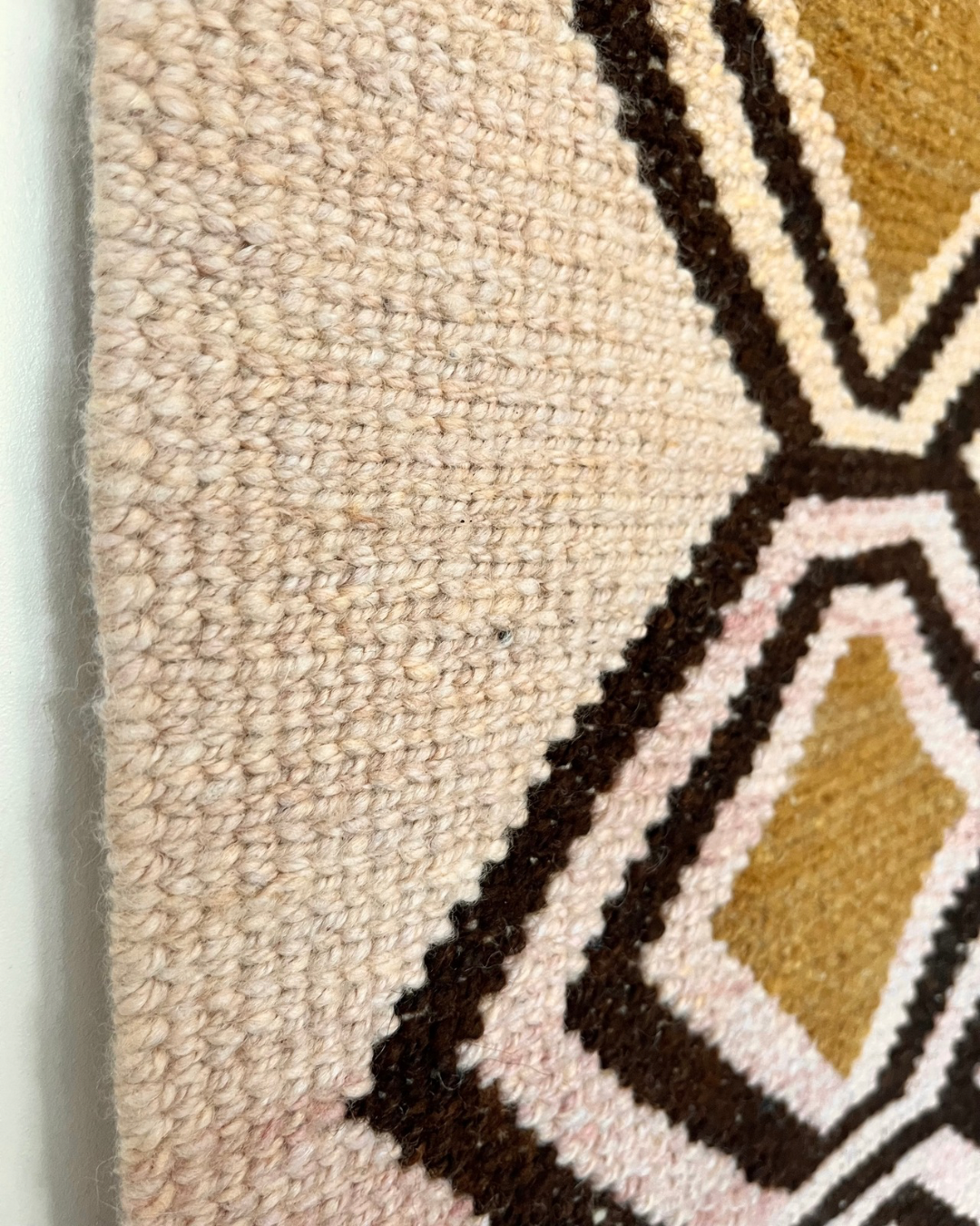 TIERRA ROSADA (unique) 150x50 – handwoven wool rug