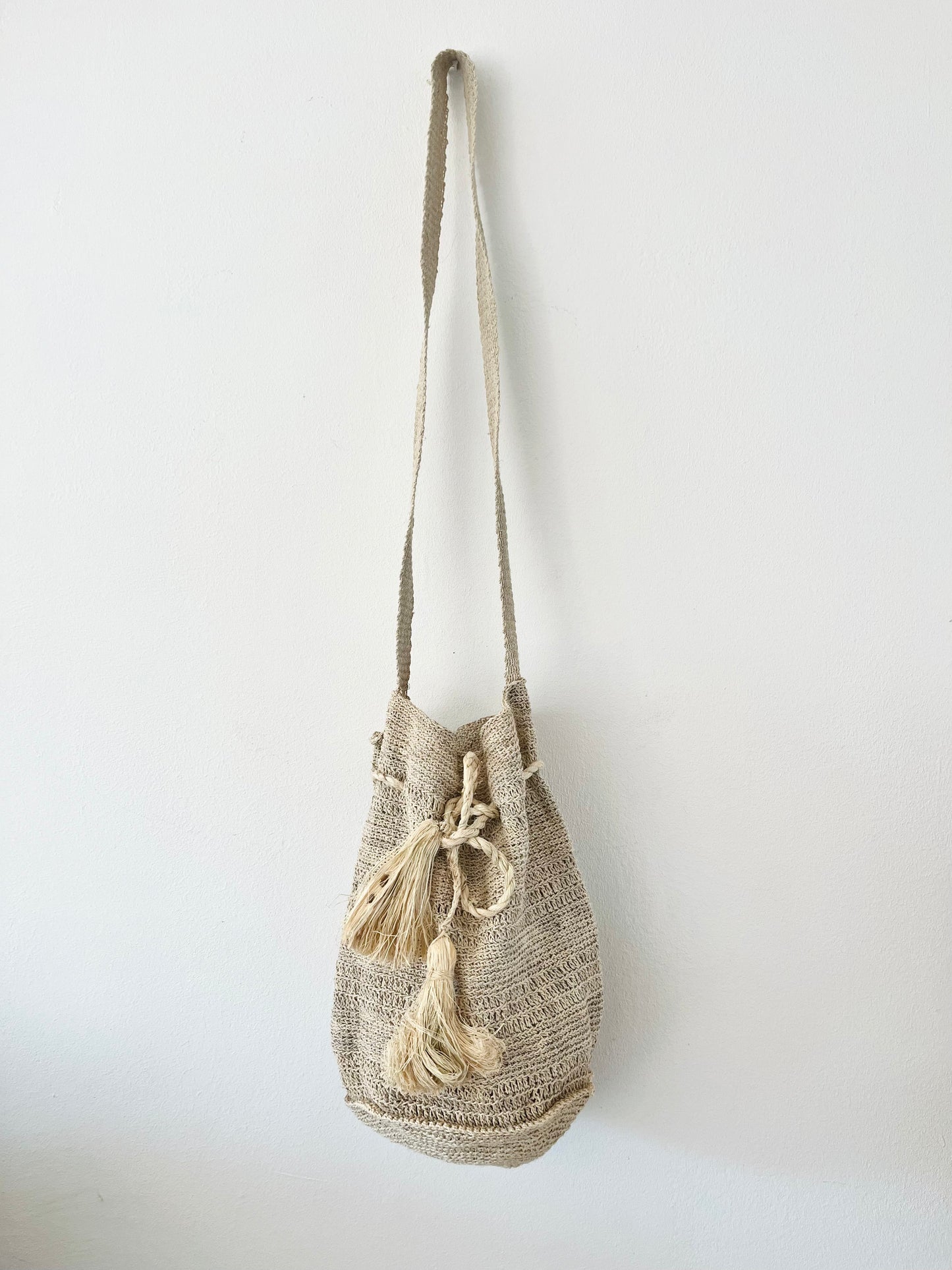 Handmade Chaguar Bucket Bag - off-white