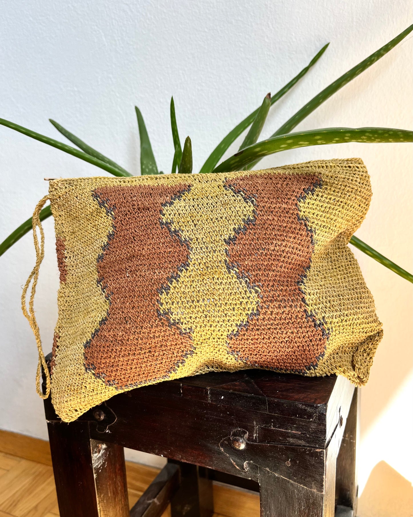 Handmade Chaguar Clutch & Cosmetic Bag - Large